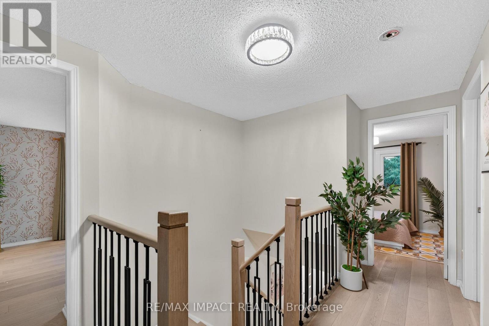 4086 Rossland Crescent, Mississauga, Ontario  L5L 4B8 - Photo 27 - W12474841