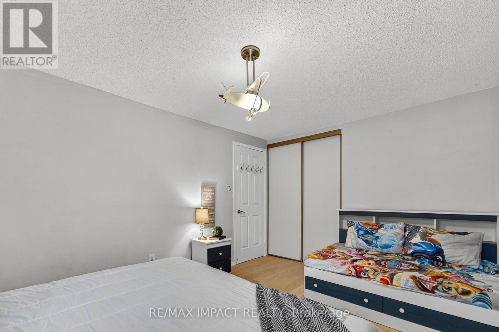 4086 Rossland Crescent, Mississauga, Ontario  L5L 4B8 - Photo 33 - W12474841