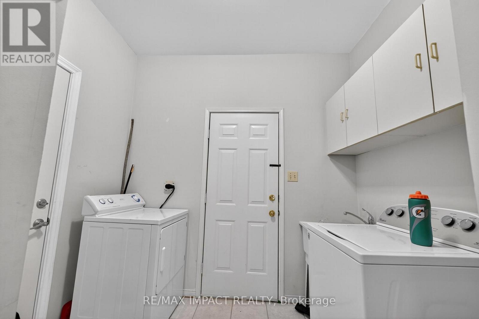 4086 Rossland Crescent, Mississauga, Ontario  L5L 4B8 - Photo 7 - W12474841