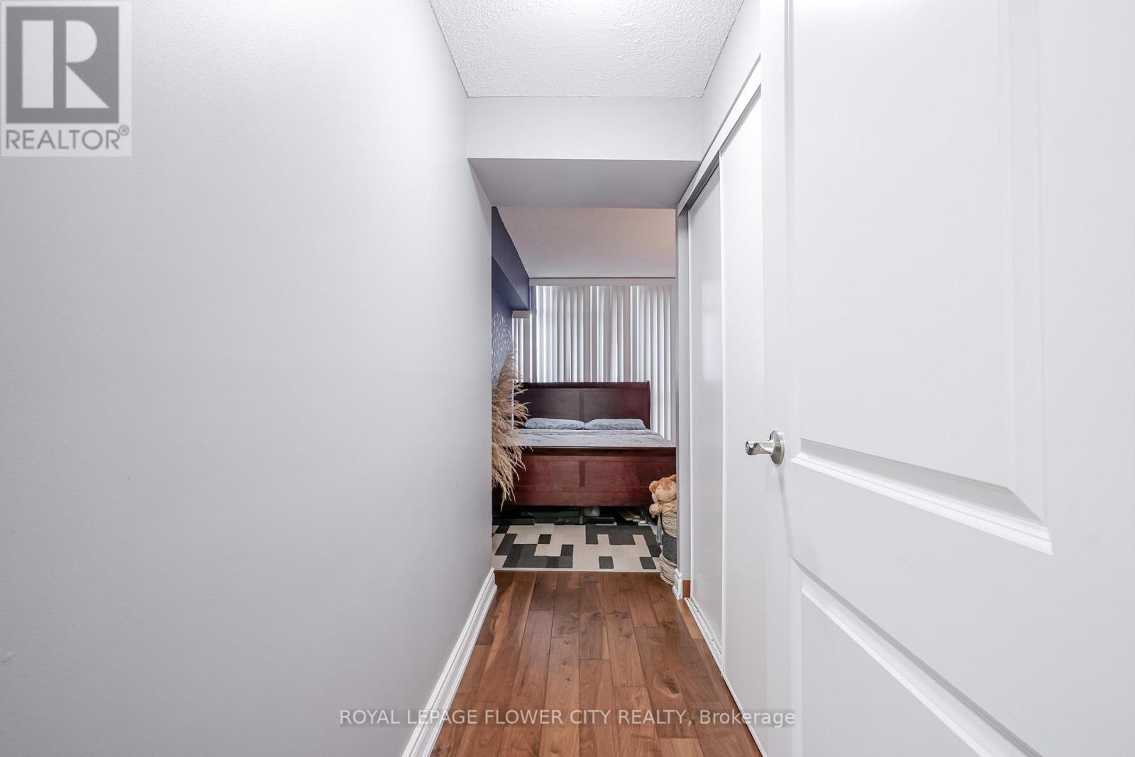 611 - 1 Rowntree Road N, Toronto, Ontario  M9V 5G7 - Photo 14 - W12474842