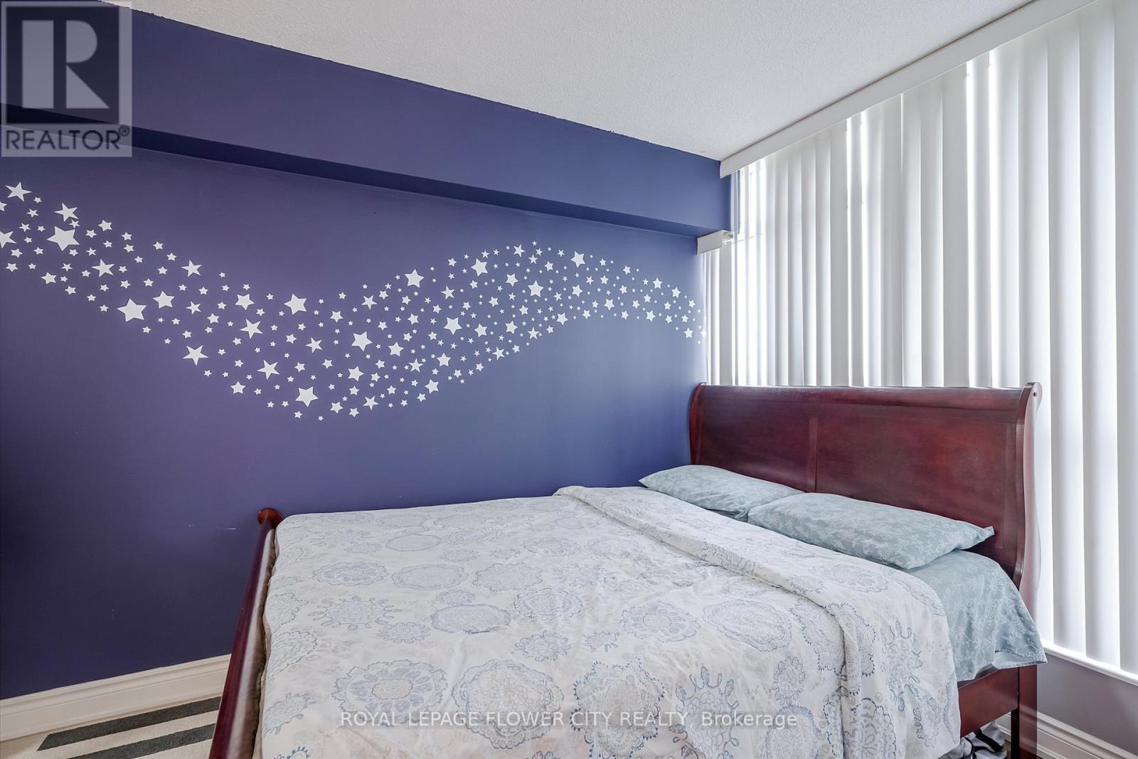 611 - 1 Rowntree Road N, Toronto, Ontario  M9V 5G7 - Photo 17 - W12474842