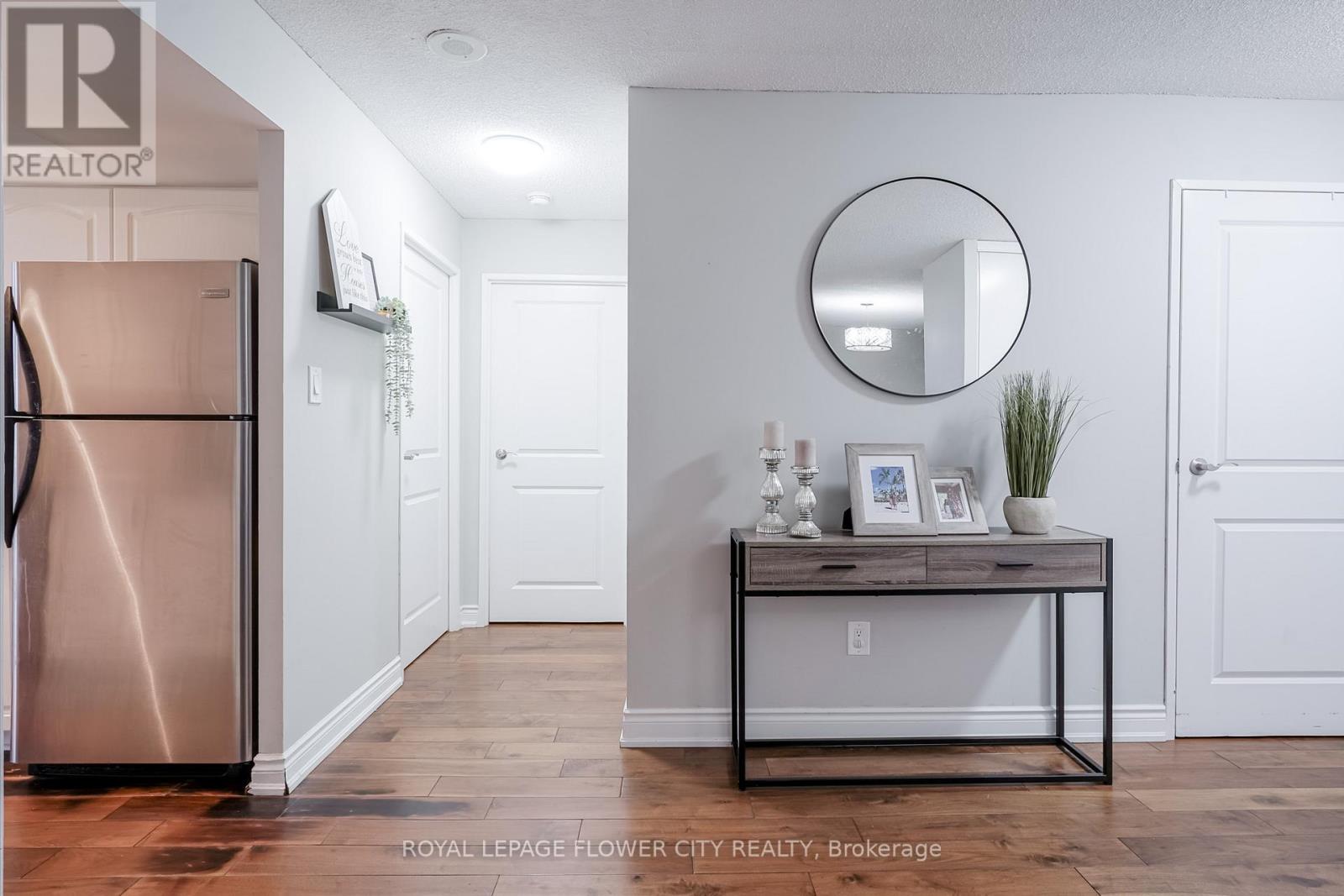 611 - 1 Rowntree Road N, Toronto, Ontario  M9V 5G7 - Photo 19 - W12474842
