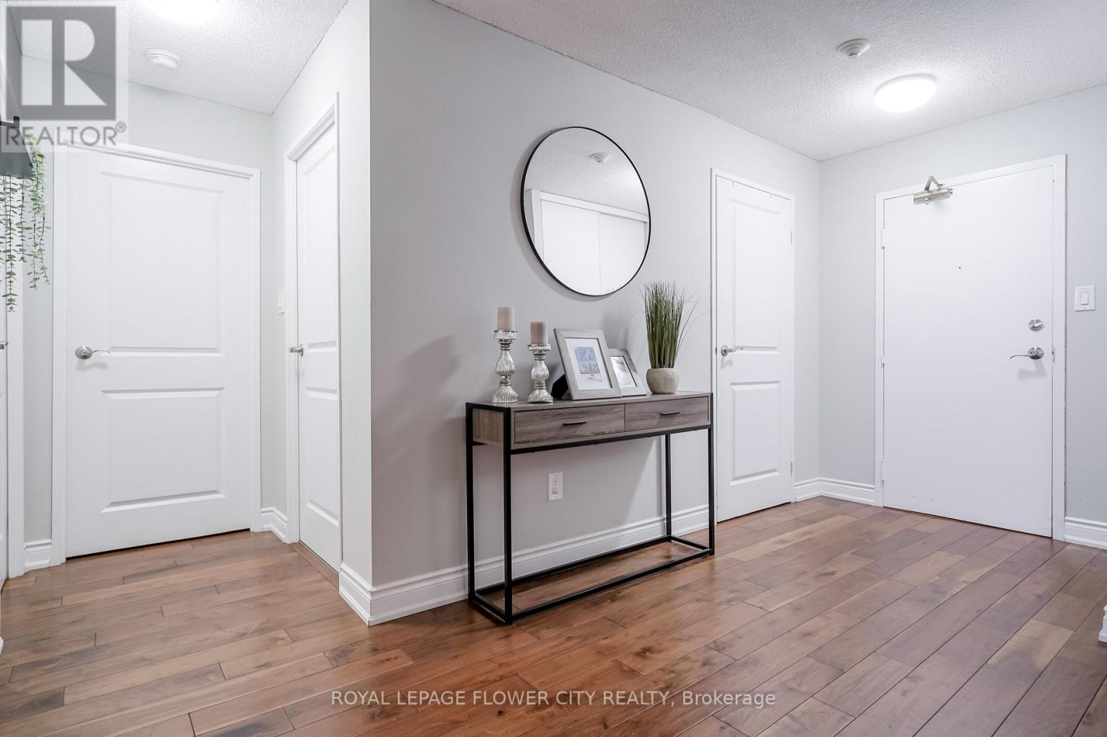 611 - 1 Rowntree Road N, Toronto, Ontario  M9V 5G7 - Photo 20 - W12474842