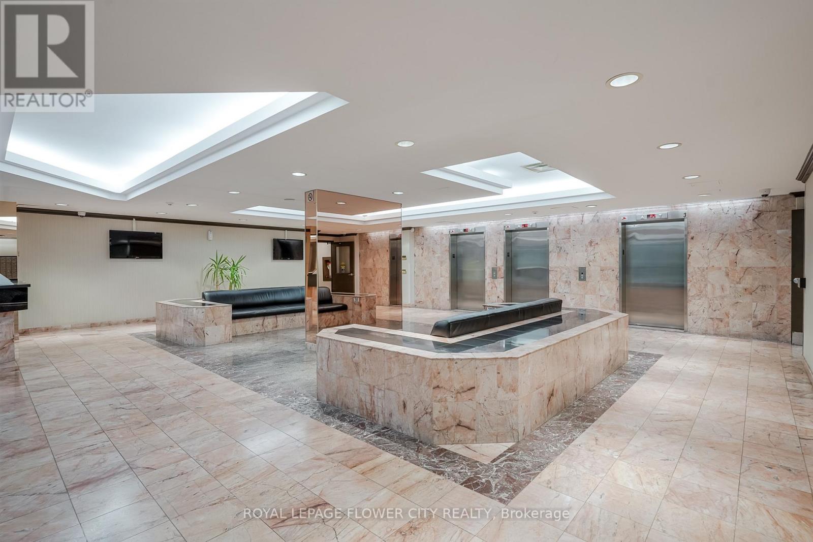 611 - 1 Rowntree Road N, Toronto, Ontario  M9V 5G7 - Photo 47 - W12474842