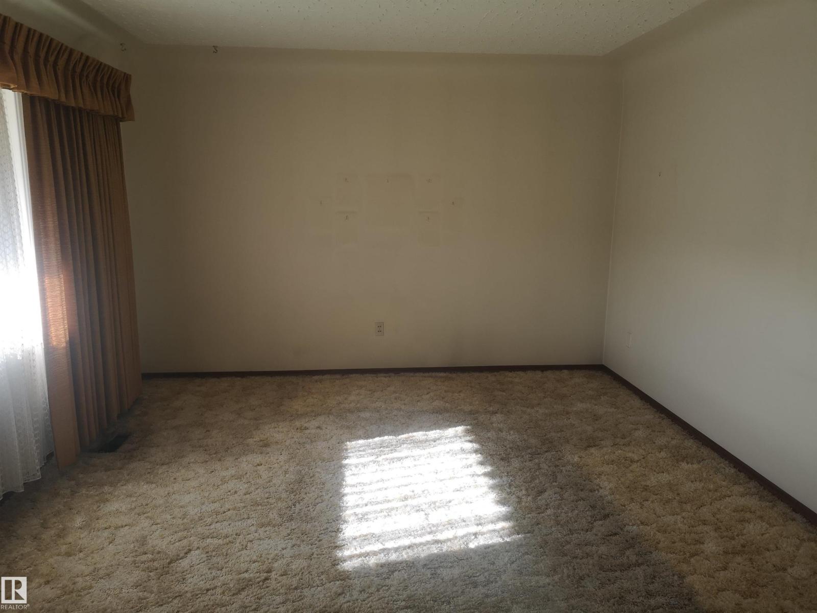 9636 63 Av Nw, Edmonton, Alberta  T6E 0G5 - Photo 4 - E4462924