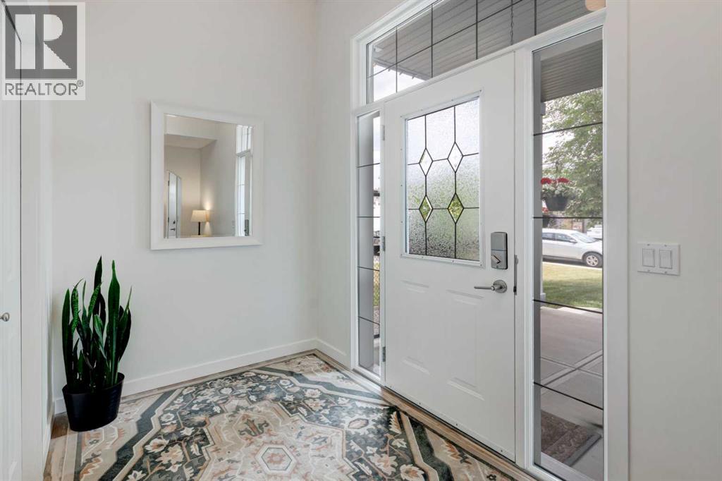 120 West Creek Close, Chestermere, Alberta  T1X 1M2 - Photo 2 - A2264919