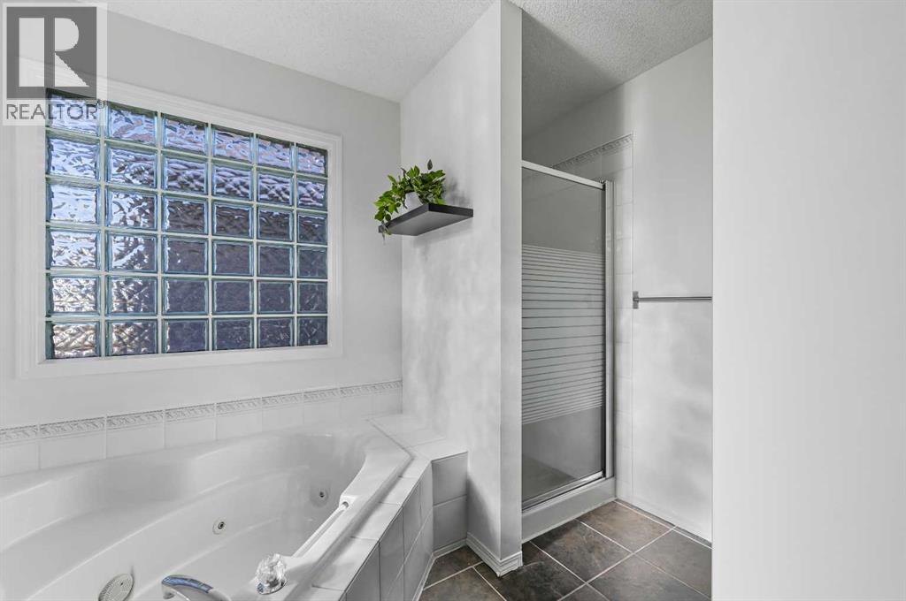 67 Hidden Ranch Boulevard Nw, Calgary, Alberta  T3A 5N6 - Photo 28 - A2265929