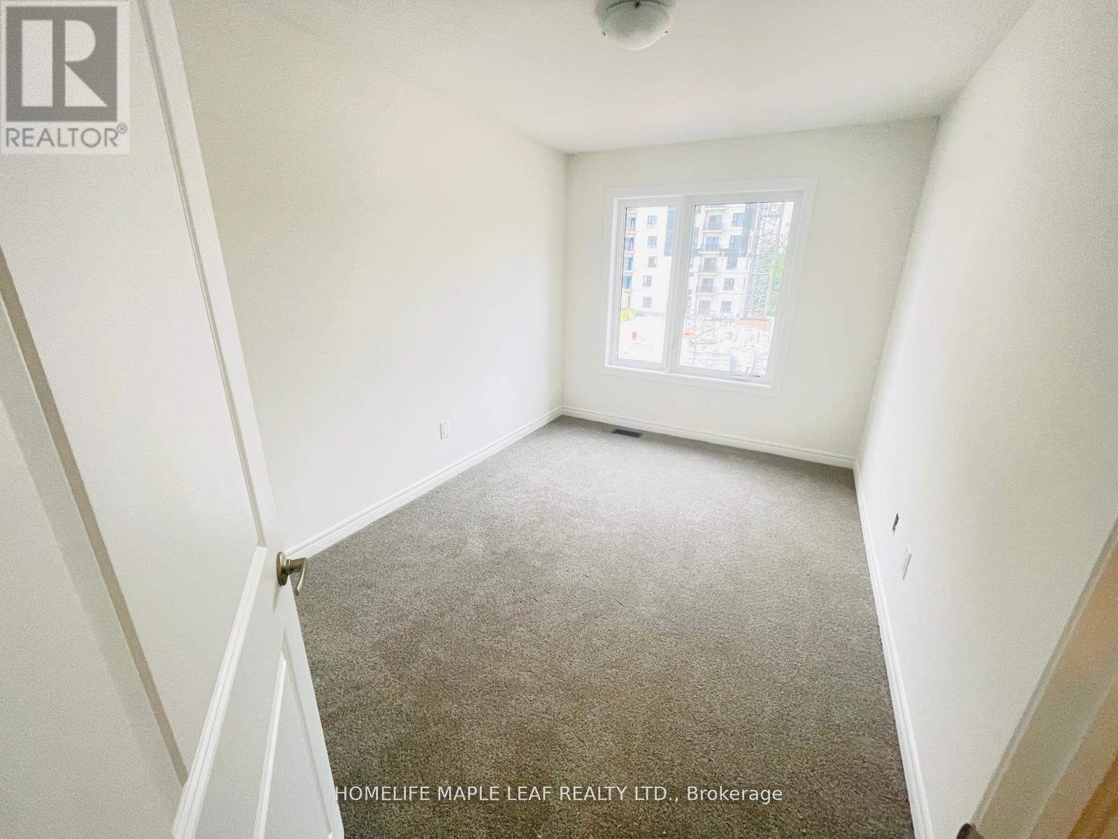 115 - 27 Roxanne Drive, Hamilton, Ontario  L8H 1L9 - Photo 13 - X12474847