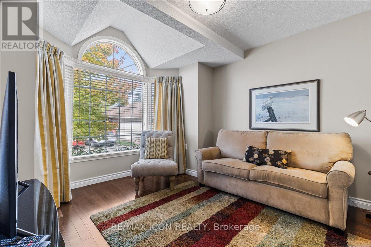 44 - 360 Erbsville Road, Waterloo, Ontario  N2T 2W3 - Photo 6 - X12474848
