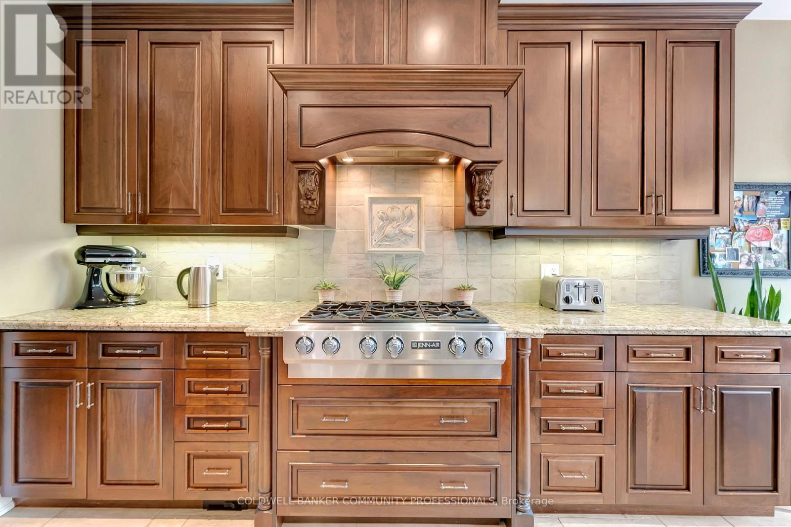 46 Orr Crescent, Hamilton, Ontario  L8G 5C5 - Photo 16 - X12474857