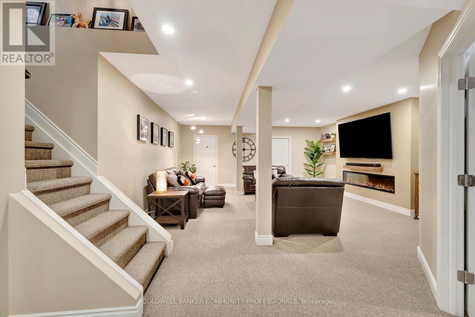 46 Orr Crescent, Hamilton, Ontario  L8G 5C5 - Photo 39 - X12474857