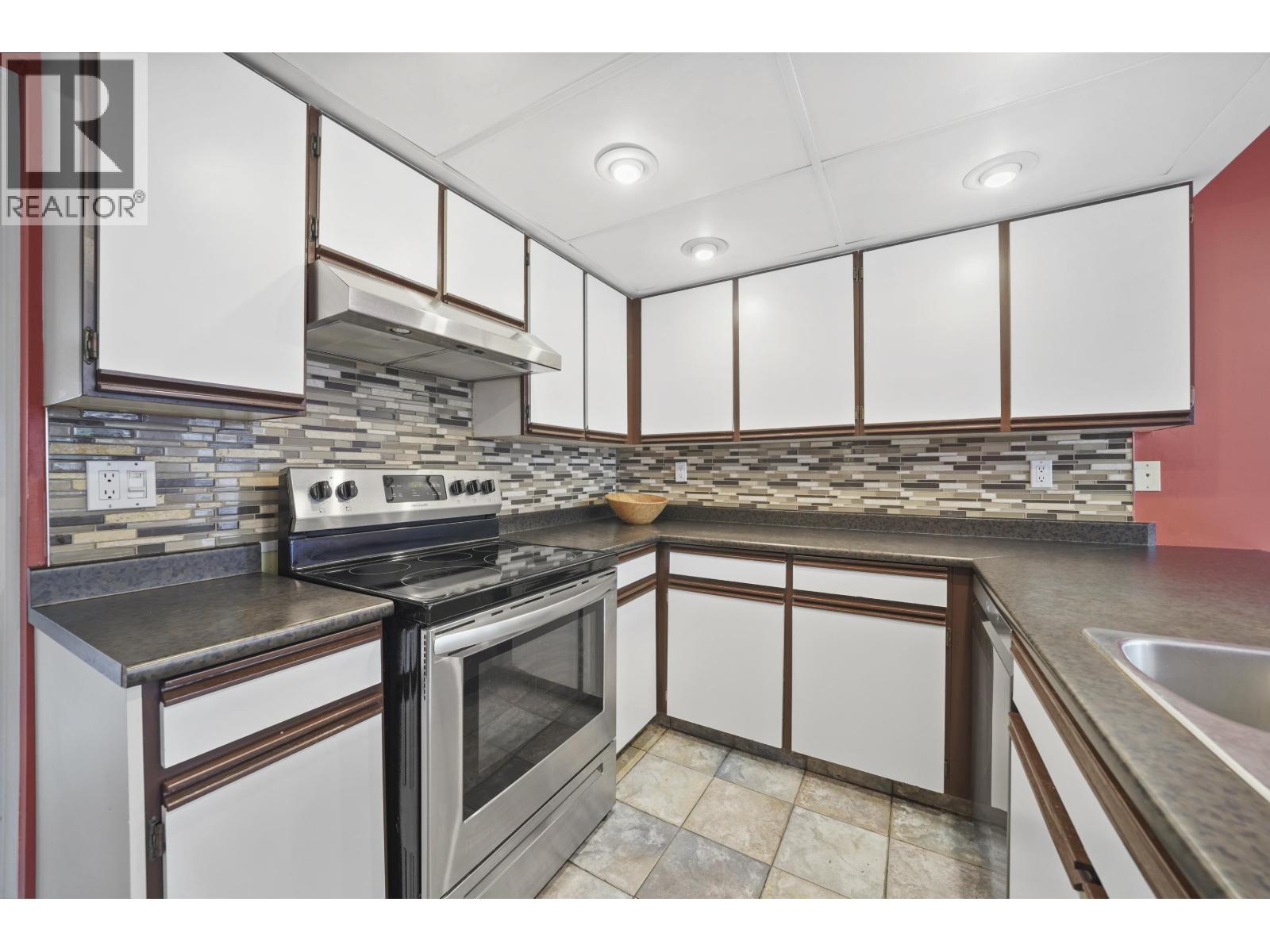 60 1195 Falcon Drive, Coquitlam, British Columbia  V3E 2H1 - Photo 12 - R3060664