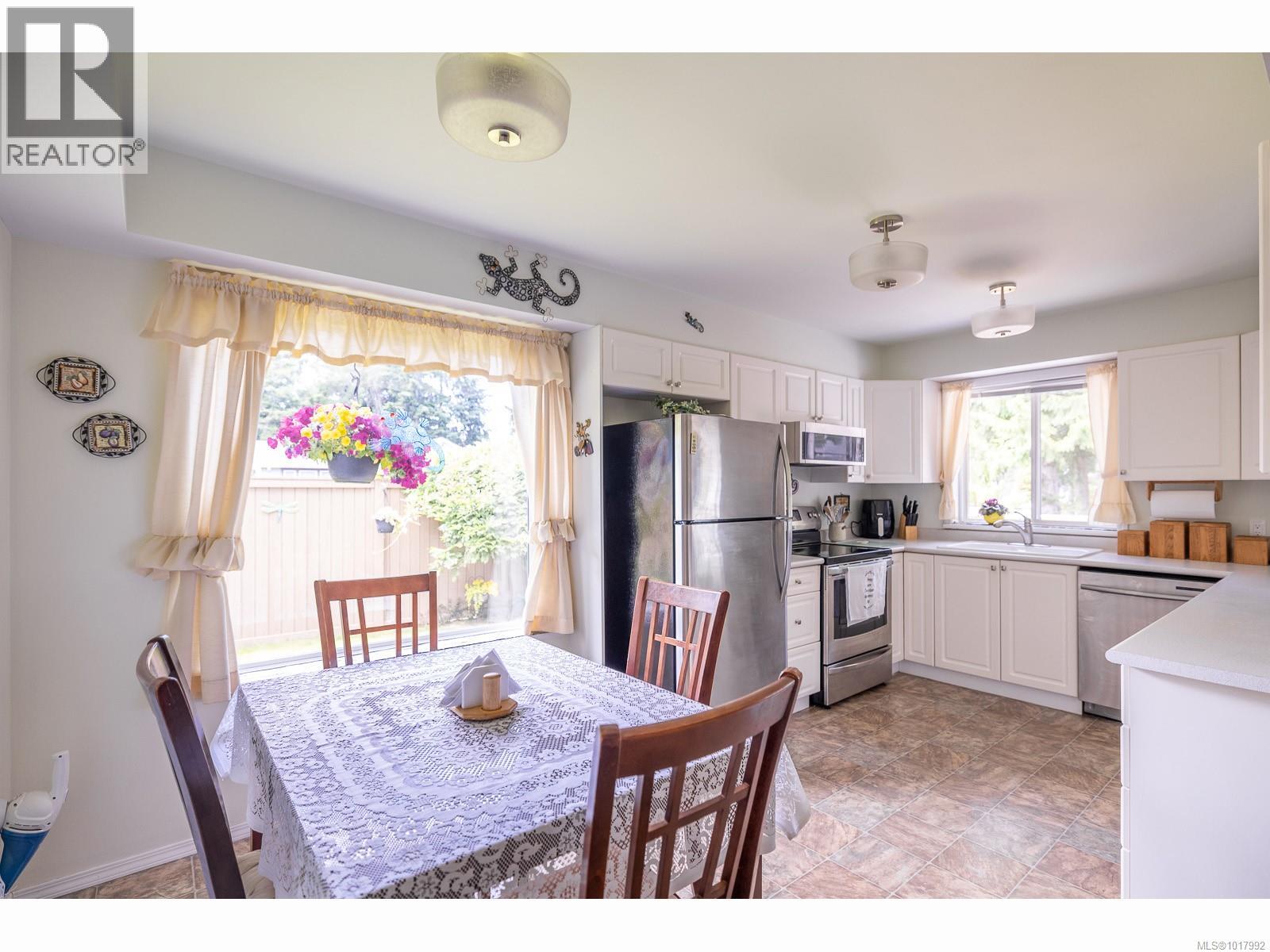 1221 Green Close, Qualicum Beach, British Columbia  V9K 2M3 - Photo 17 - 1017992