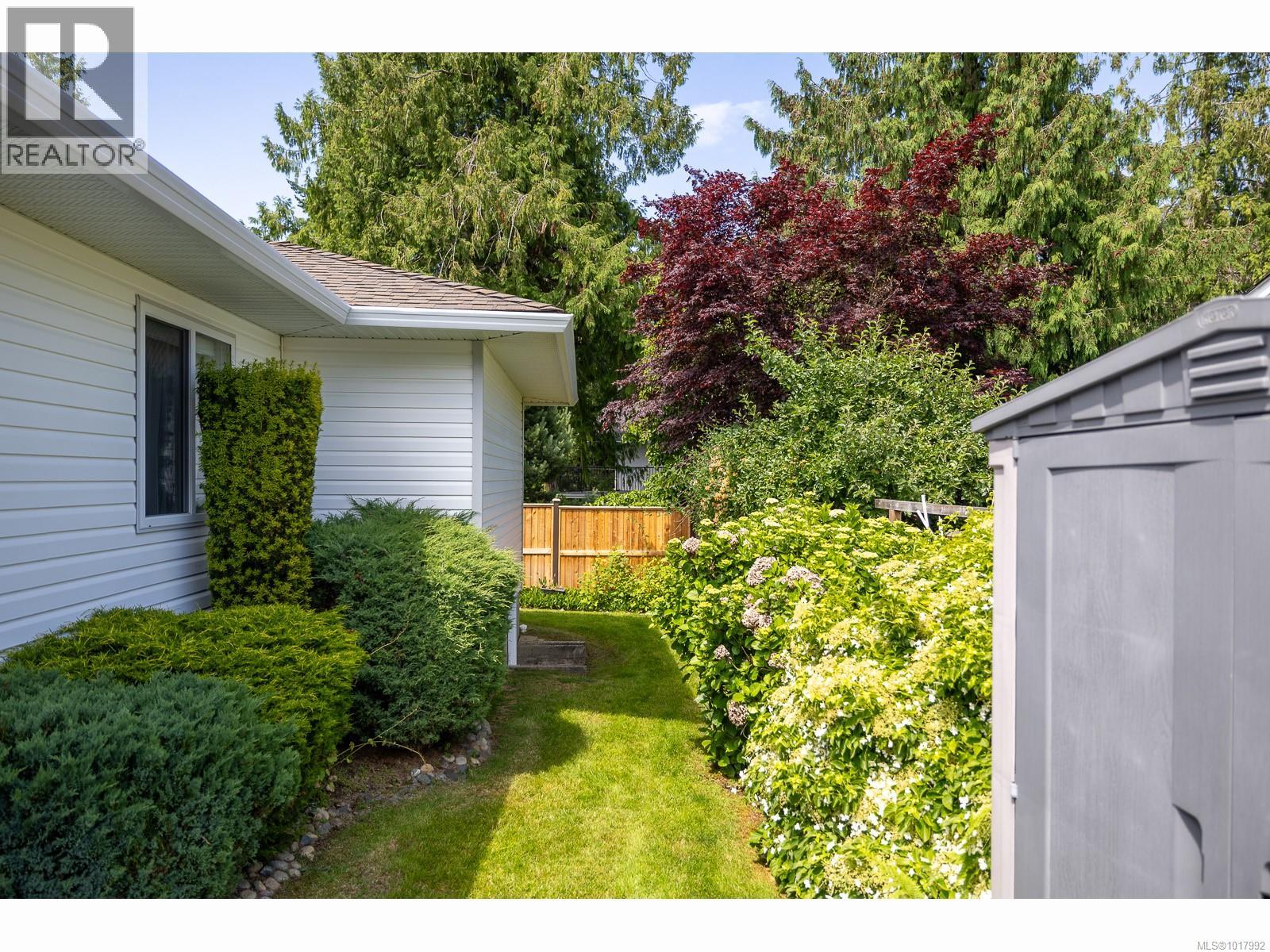1221 Green Close, Qualicum Beach, British Columbia  V9K 2M3 - Photo 30 - 1017992