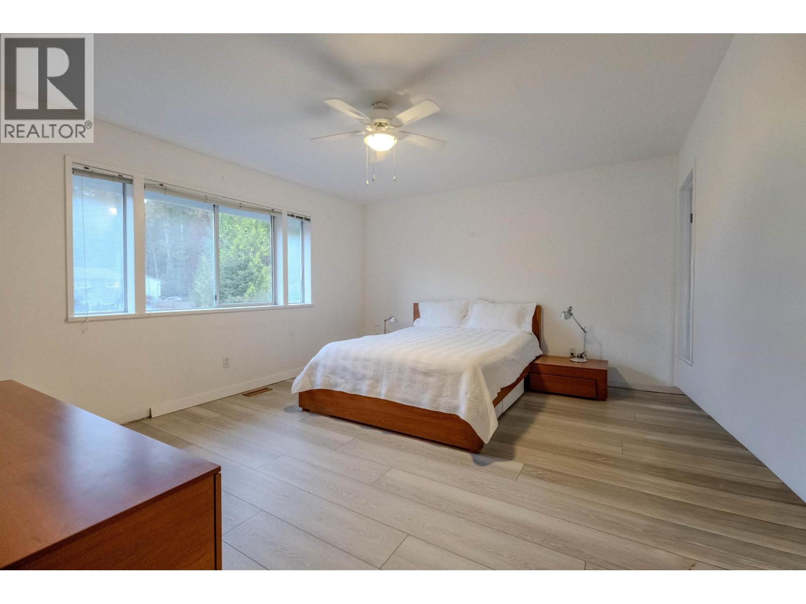 1000 Pia Road, Squamish, British Columbia  V7N 2M2 - Photo 15 - R3060657