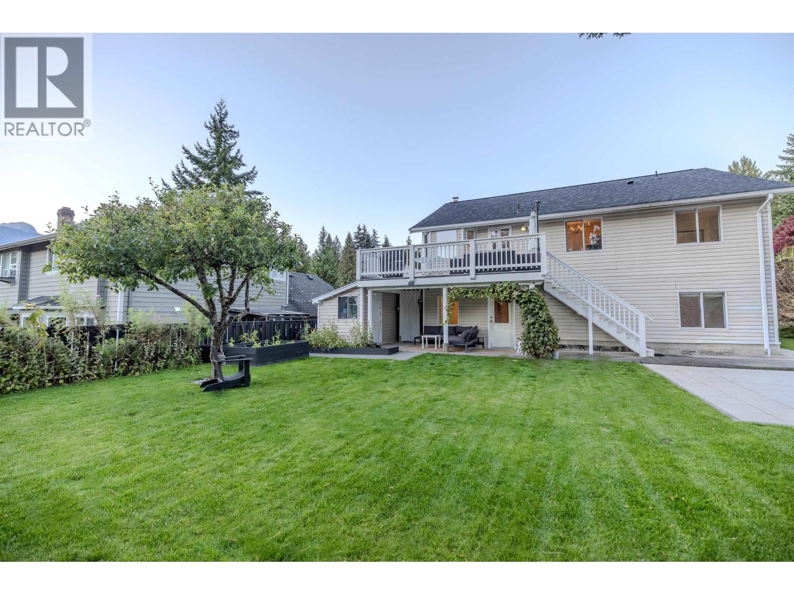 1000 Pia Road, Squamish, British Columbia  V7N 2M2 - Photo 21 - R3060657