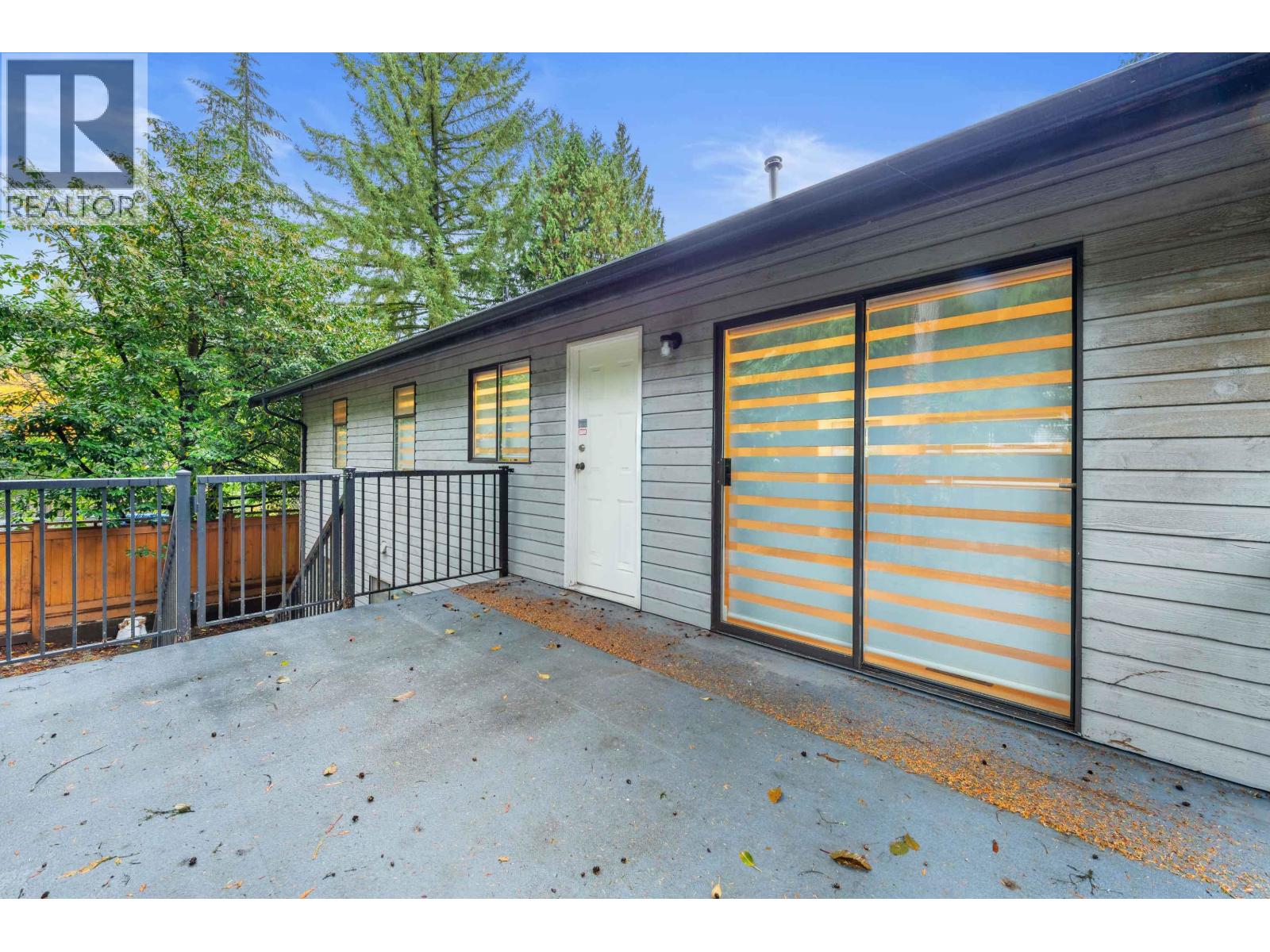 1777 Caledonia Avenue, North Vancouver, British Columbia  V7G 1T5 - Photo 8 - R3060661