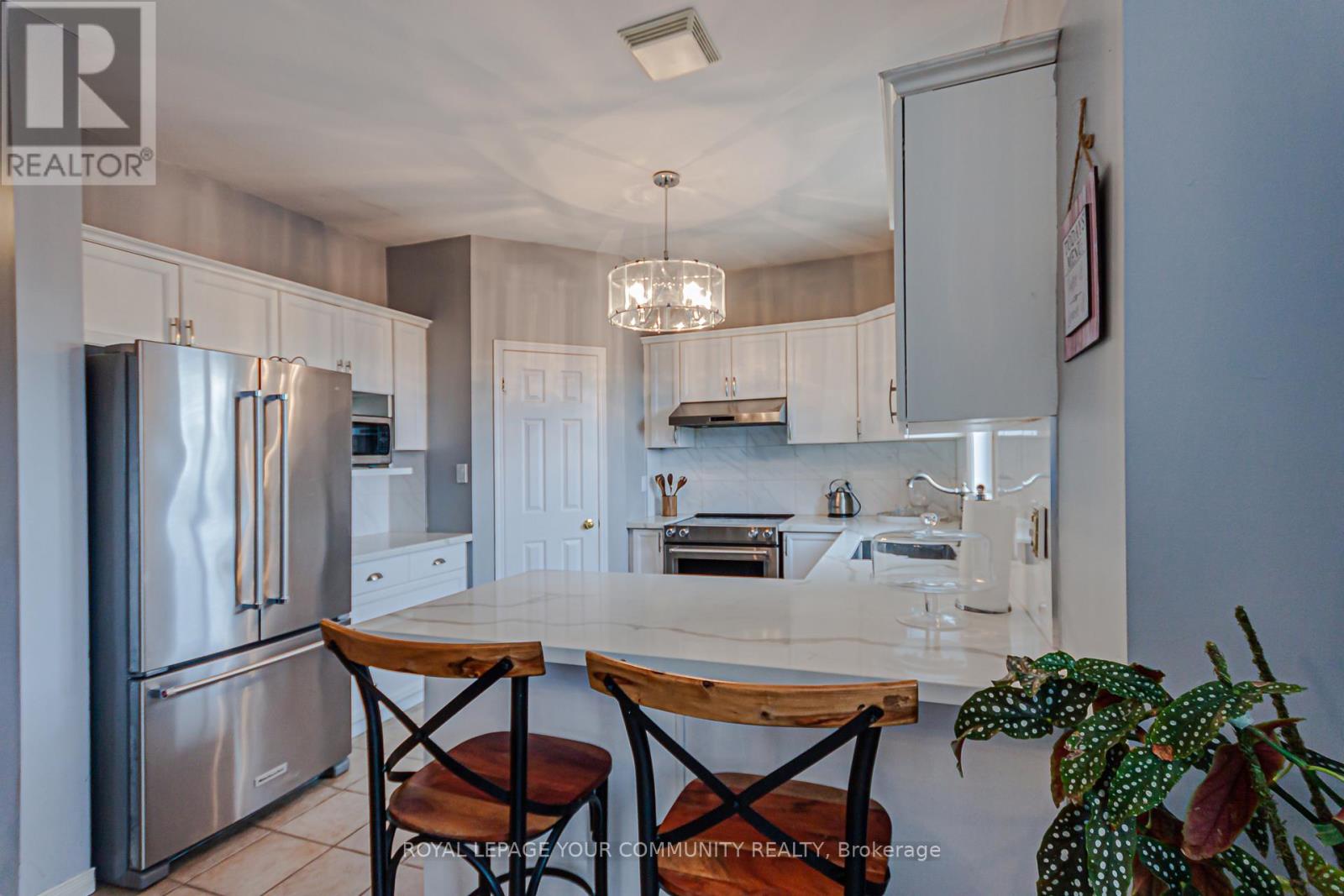 1516 Skyview Street, Oshawa, Ontario  L1K 2S3 - Photo 11 - E12474860