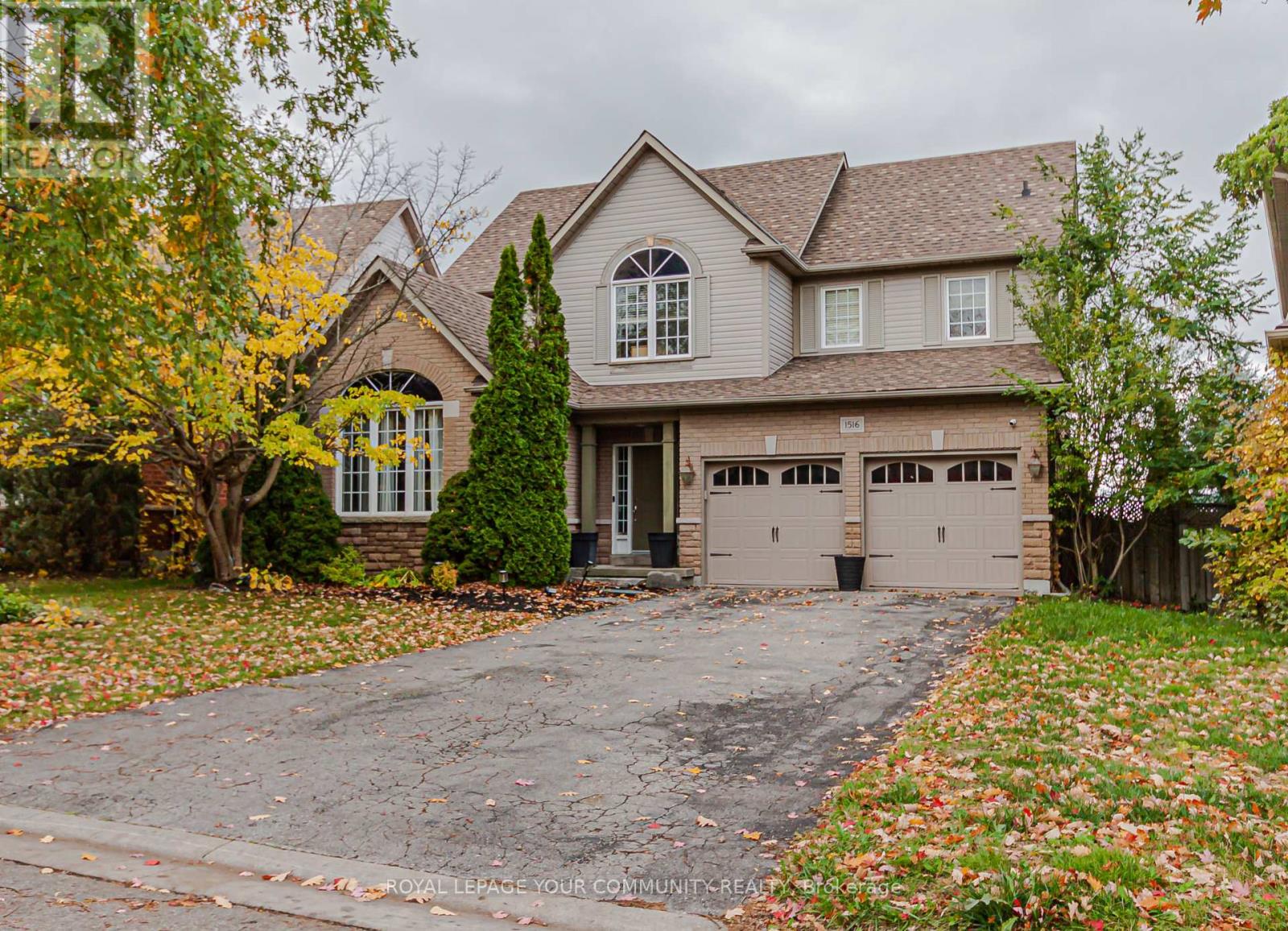 1516 SKYVIEW STREET, Oshawa, Ontario