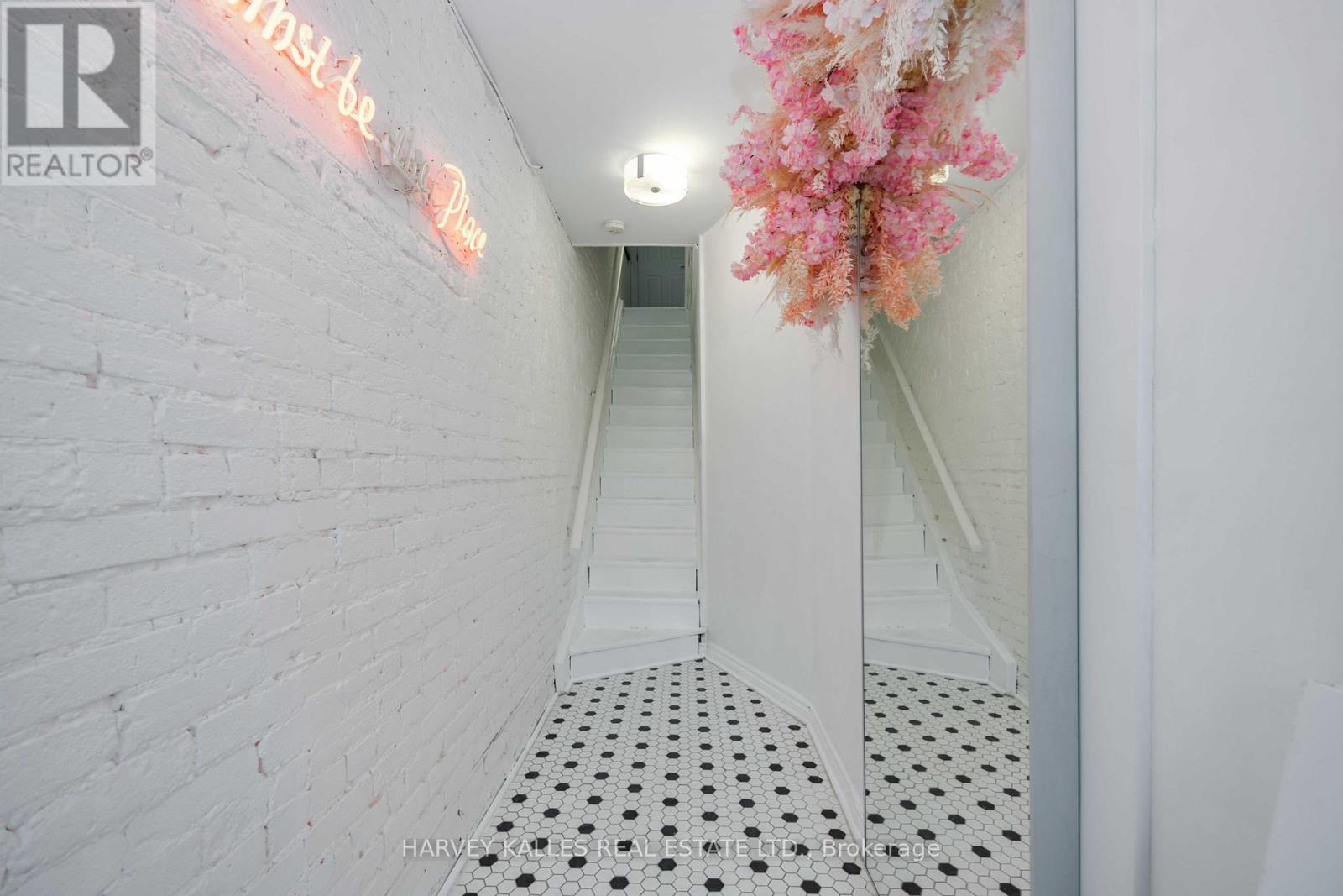 617 King Street W, Toronto, Ontario  M5V 1M5 - Photo 18 - C12474873