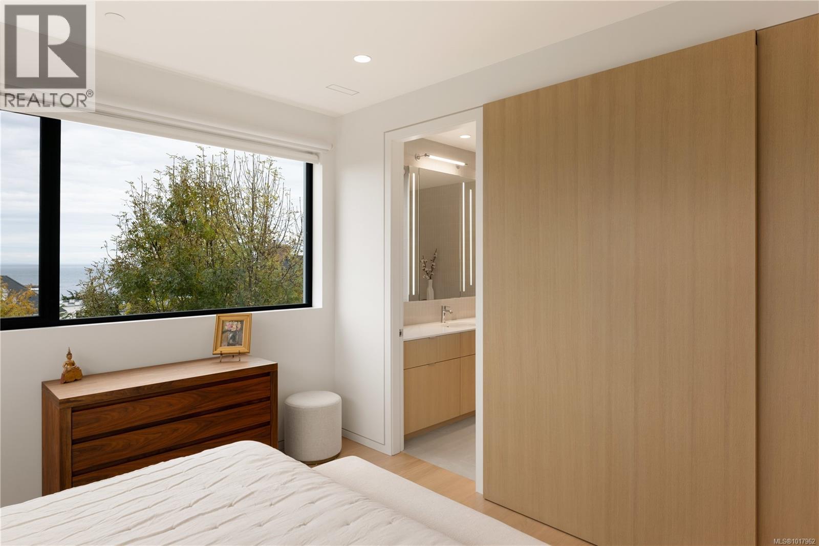 642 Beach Dr, Oak Bay, British Columbia V8S 3N7 - Photo 35 - 1017962