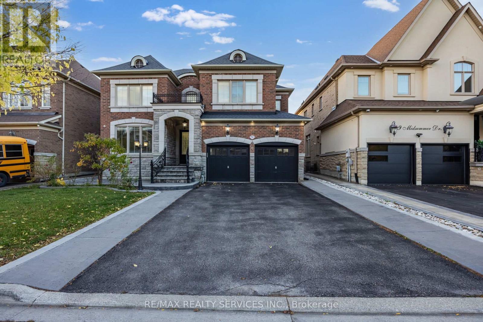 51 Midsummer Drive, Brampton, Ontario  L6P 3E4 - Photo 2 - W12470560