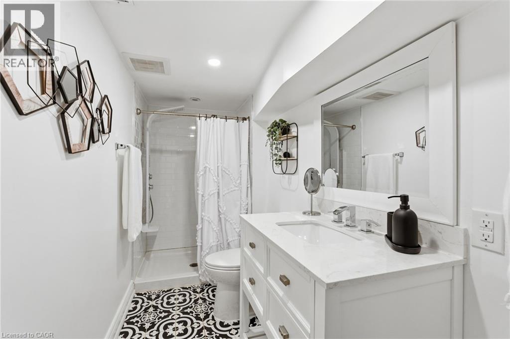 424 Plains Road W, Burlington, Ontario  L7T 1G9 - Photo 30 - 40781209