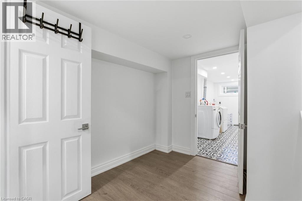 424 Plains Road W, Burlington, Ontario  L7T 1G9 - Photo 32 - 40781209