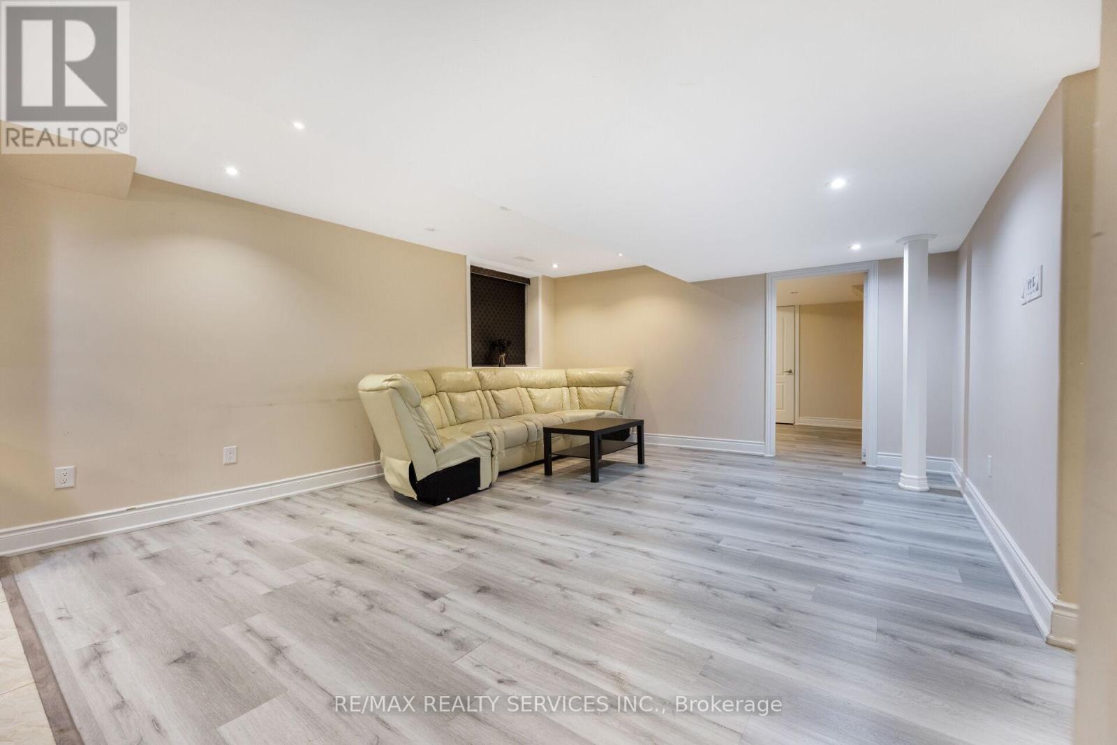 51 Midsummer Drive, Brampton, Ontario  L6P 3E4 - Photo 38 - W12470560