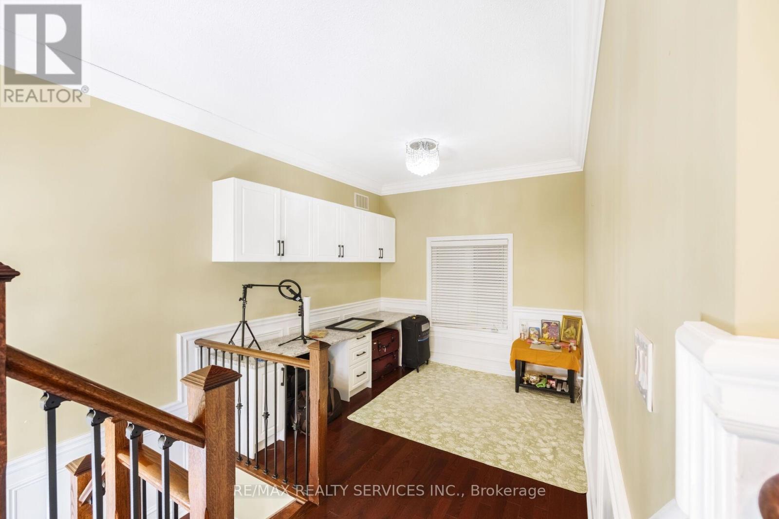 51 Midsummer Drive, Brampton, Ontario  L6P 3E4 - Photo 20 - W12470560