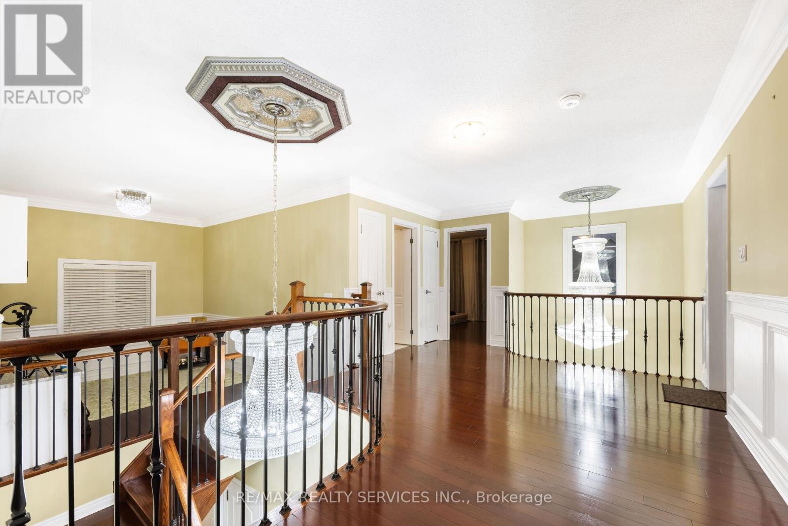 51 Midsummer Drive, Brampton, Ontario  L6P 3E4 - Photo 27 - W12470560