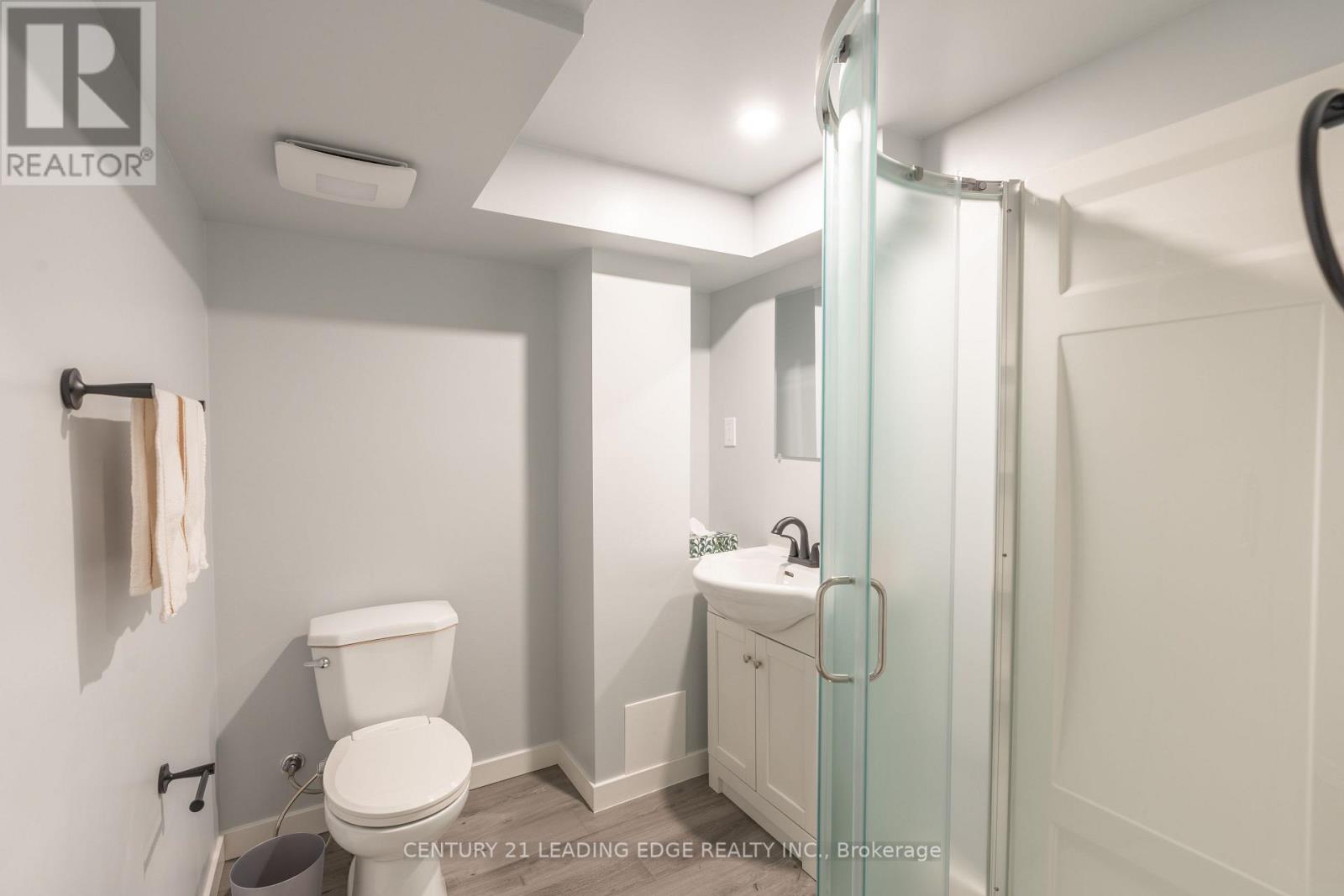 1163 Stuffles Crescent, Newmarket, Ontario  L3X 0E4 - Photo 30 - N12469975