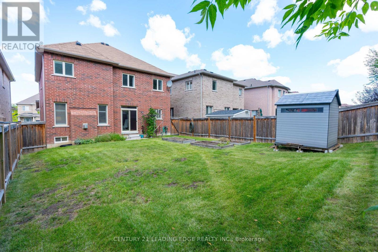 1163 Stuffles Crescent, Newmarket, Ontario  L3X 0E4 - Photo 38 - N12469975