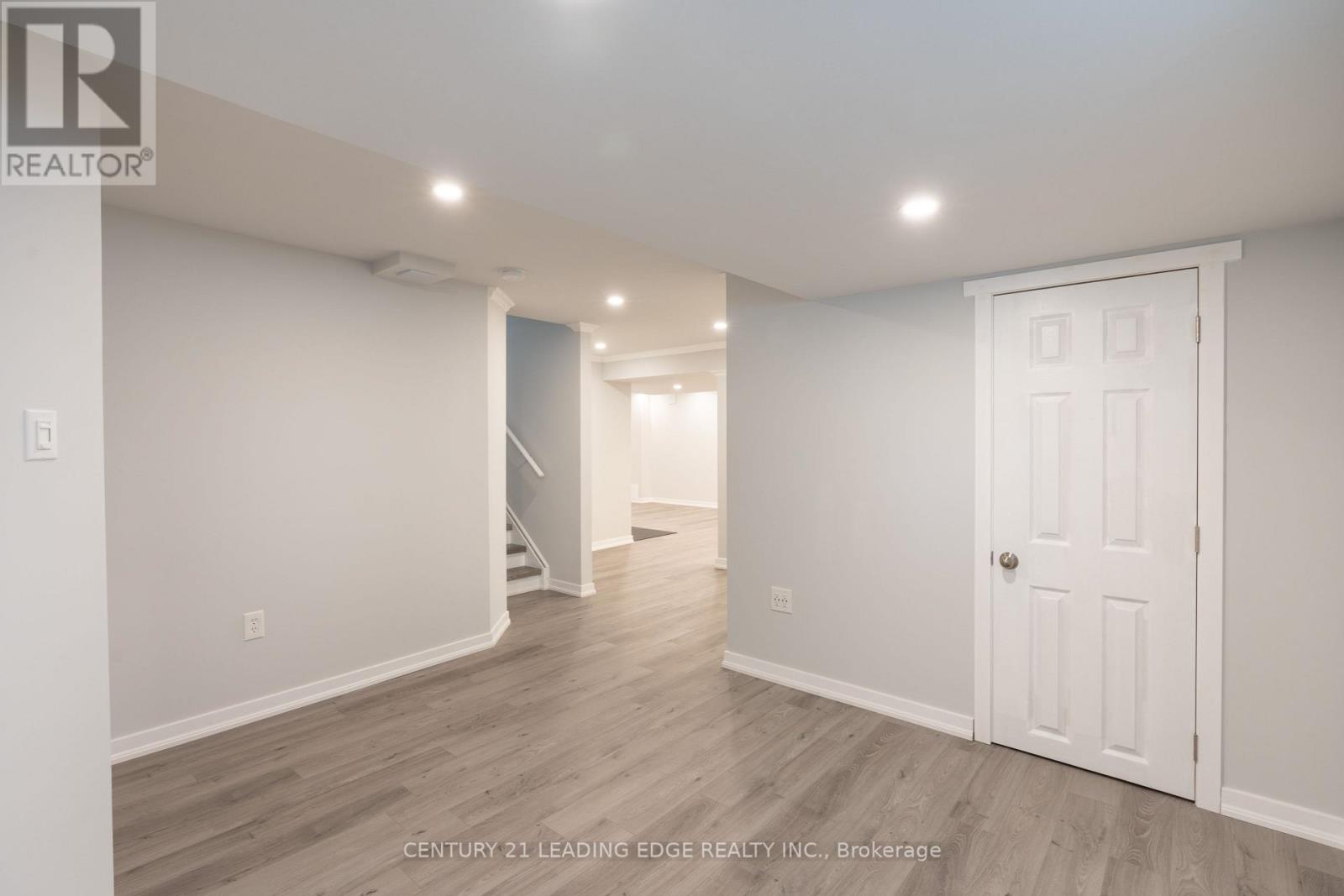 1163 Stuffles Crescent, Newmarket, Ontario  L3X 0E4 - Photo 31 - N12469975