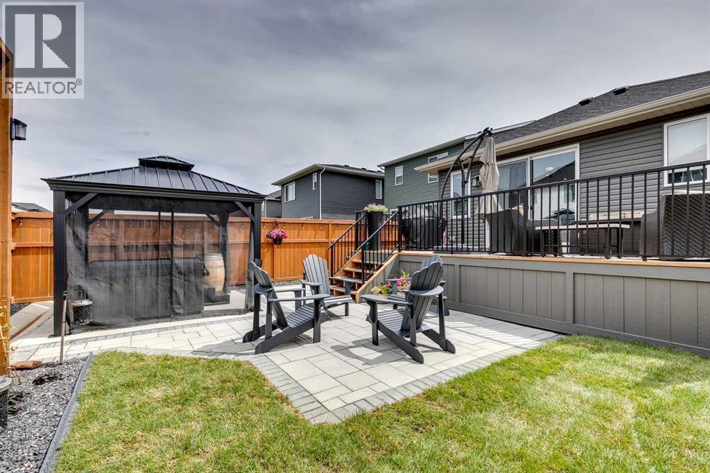 196 Emberside Hollow, Cochrane, Alberta  T4C 2A3 - Photo 40 - A2244467