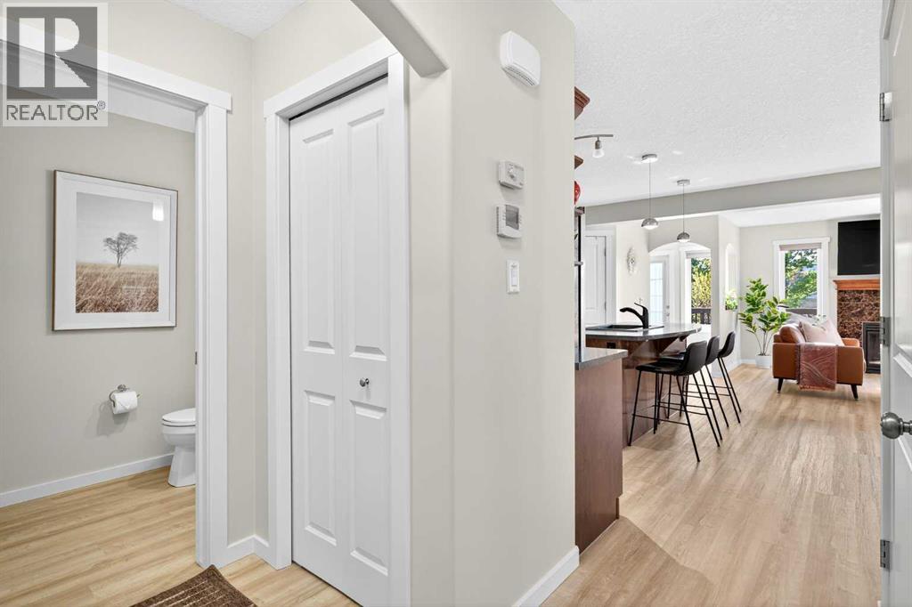 1346 Kings Heights Way Se, Airdrie, Alberta  T4A 0R9 - Photo 6 - A2260600