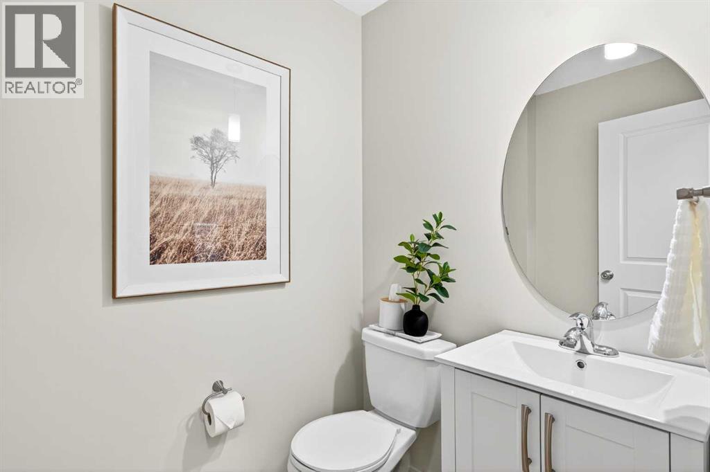 1346 Kings Heights Way Se, Airdrie, Alberta  T4A 0R9 - Photo 7 - A2260600