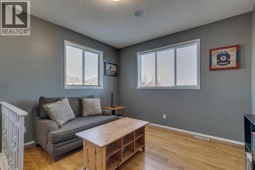 94 Somerglen Close Sw, Calgary, Alberta  T2Y 3Z5 - Photo 17 - A2265006