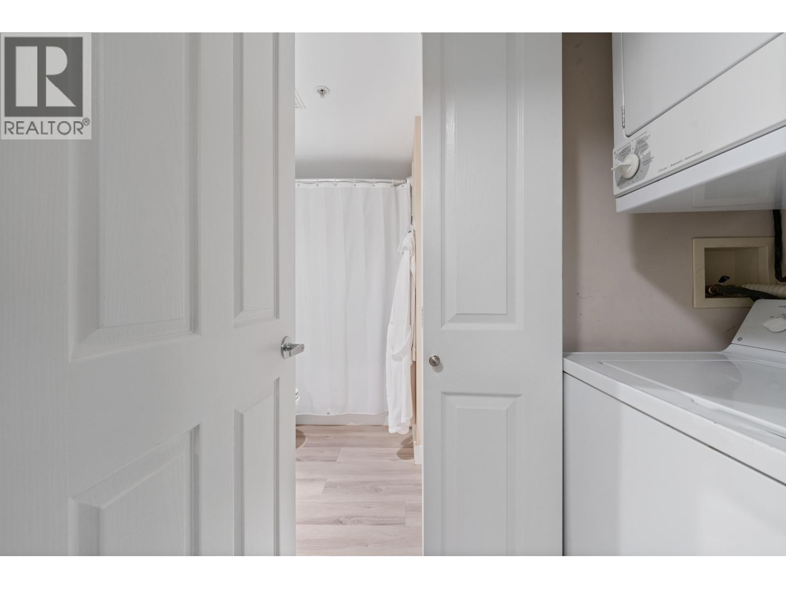 102 3083 W 4th Avenue, Vancouver, British Columbia  V6K 1R5 - Photo 23 - R3060059