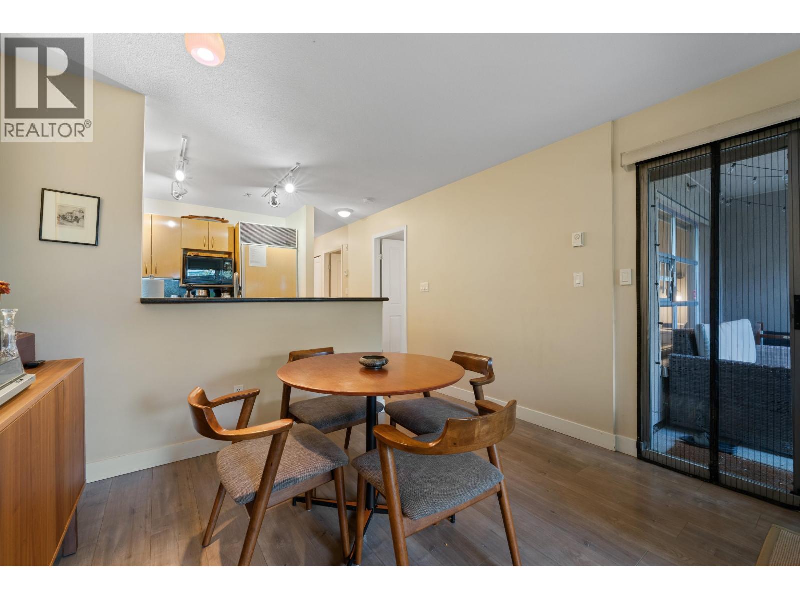 102 3083 W 4th Avenue, Vancouver, British Columbia  V6K 1R5 - Photo 12 - R3060059