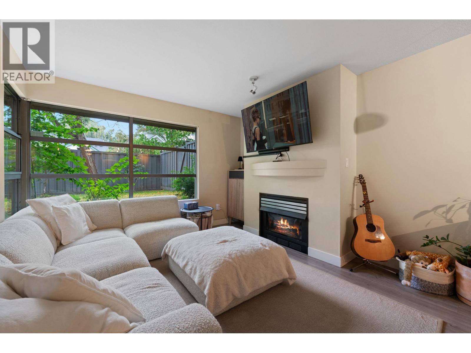 102 3083 W 4th Avenue, Vancouver, British Columbia  V6K 1R5 - Photo 4 - R3060059