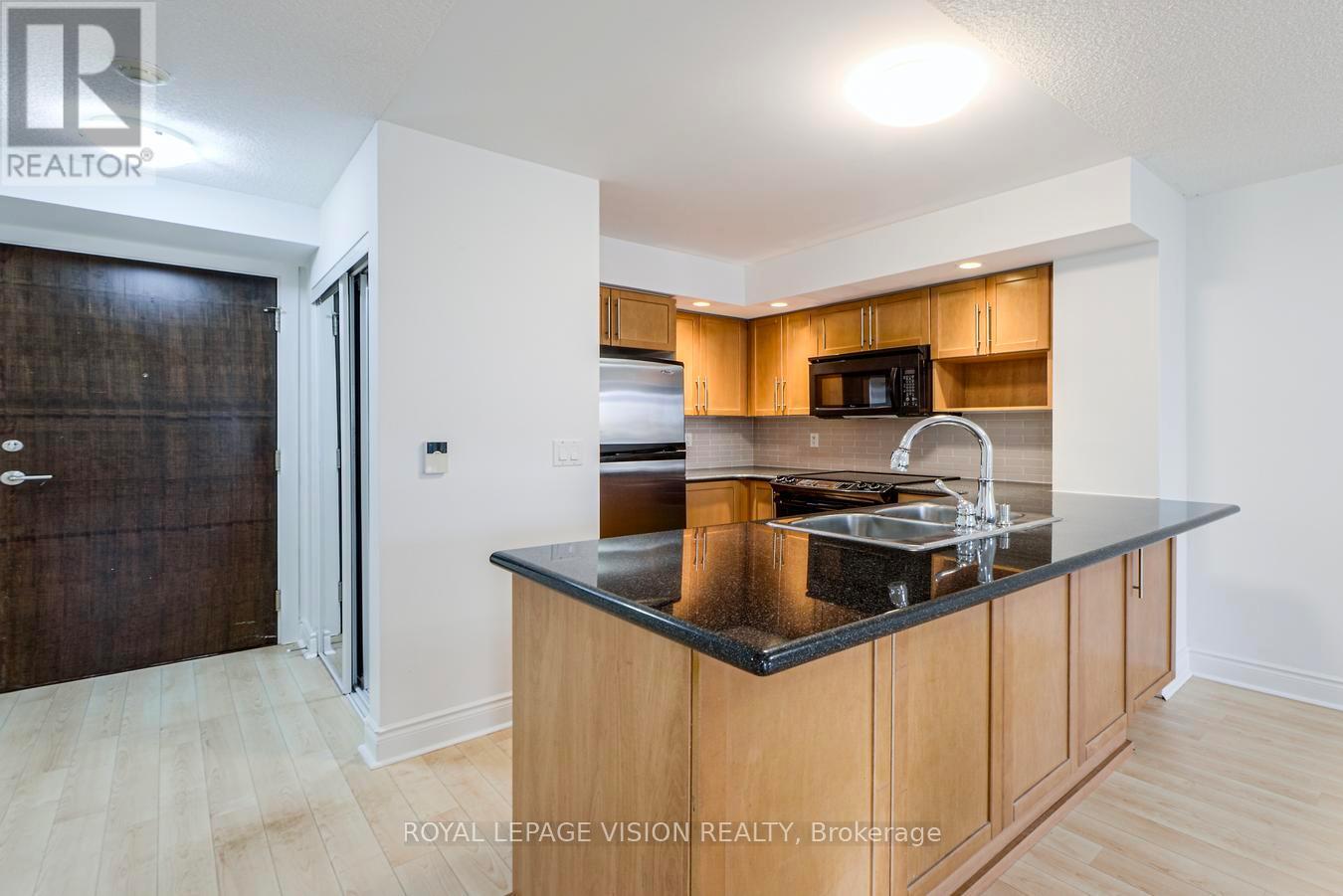 583 - 23 Cox Boulevard, Markham, Ontario  L3R 7Z9 - Photo 12 - N12474874
