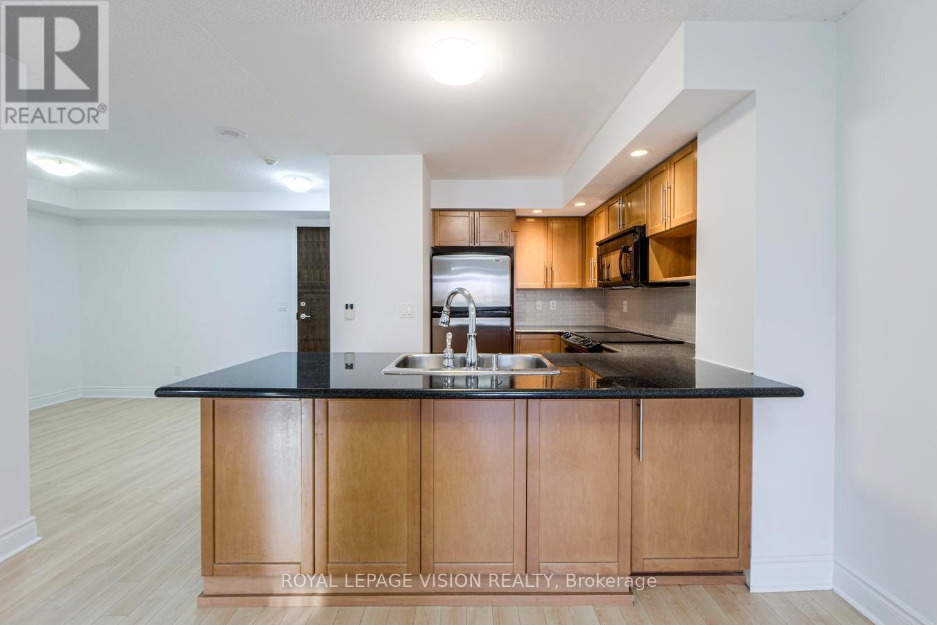583 - 23 Cox Boulevard, Markham, Ontario  L3R 7Z9 - Photo 13 - N12474874