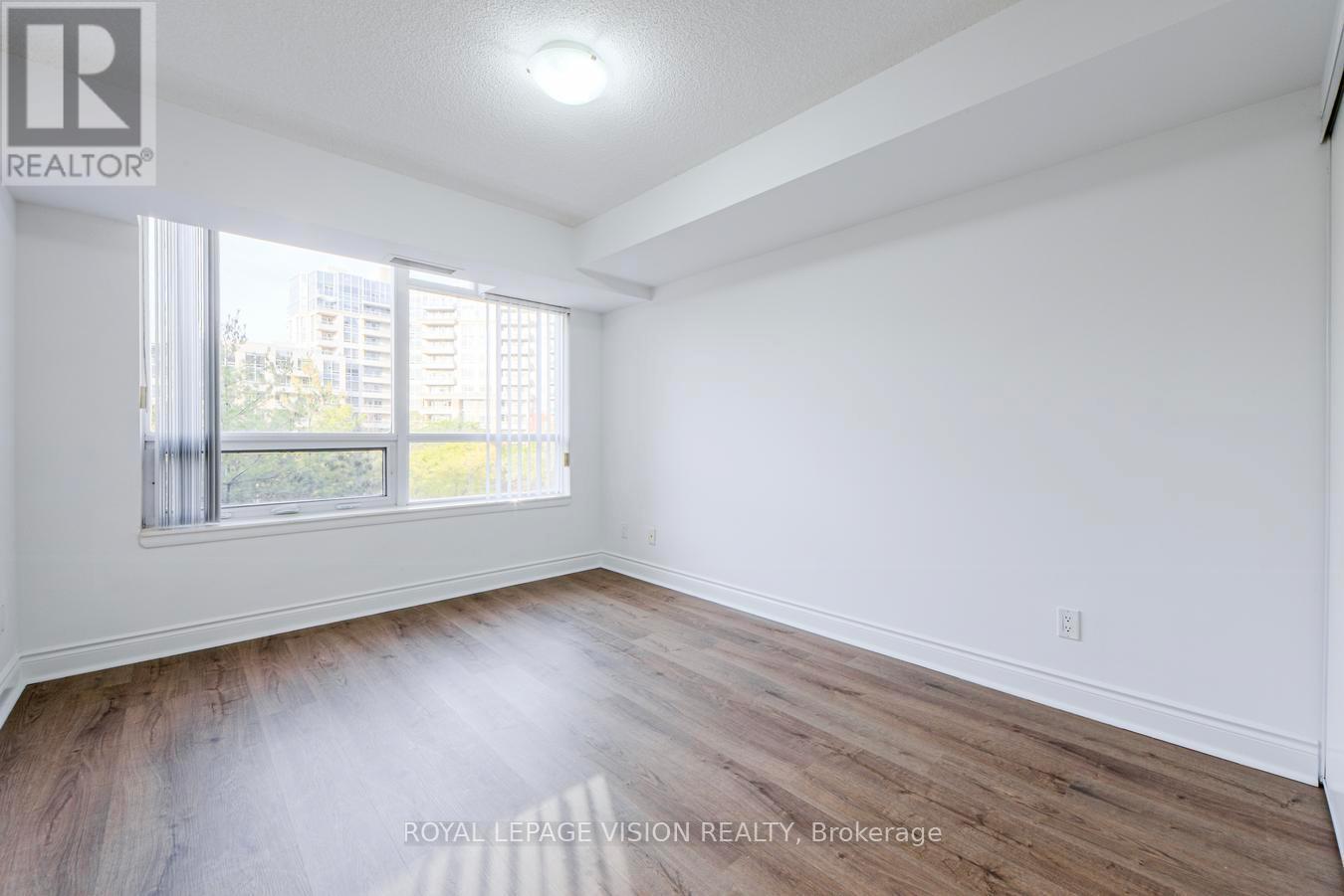 583 - 23 Cox Boulevard, Markham, Ontario  L3R 7Z9 - Photo 19 - N12474874