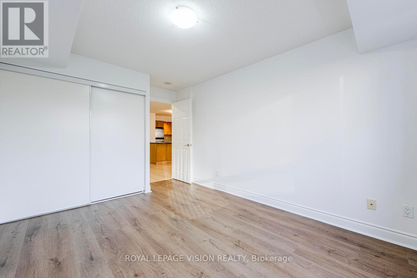 583 - 23 Cox Boulevard, Markham, Ontario  L3R 7Z9 - Photo 21 - N12474874