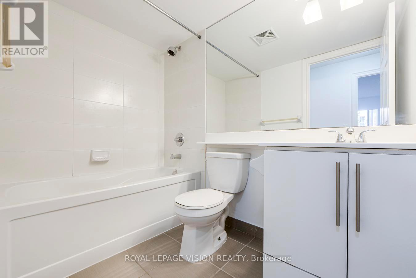 583 - 23 Cox Boulevard, Markham, Ontario  L3R 7Z9 - Photo 22 - N12474874