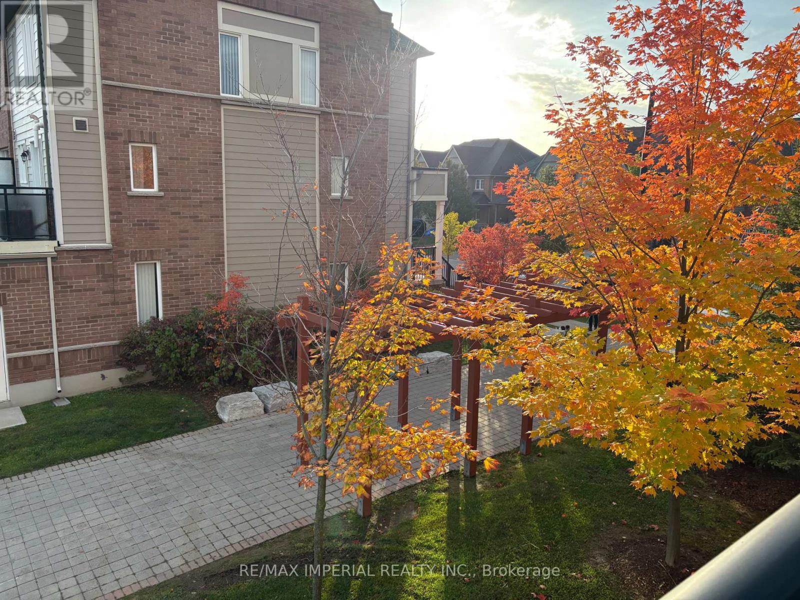 54 - 173 Lewis Honey Drive, Aurora, Ontario  L4G 0R9 - Photo 13 - N12474890