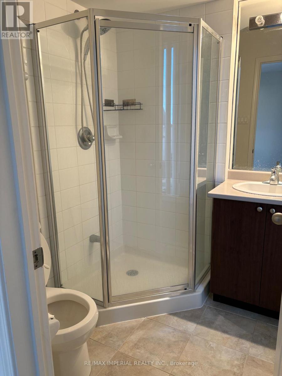 54 - 173 Lewis Honey Drive, Aurora, Ontario  L4G 0R9 - Photo 18 - N12474890