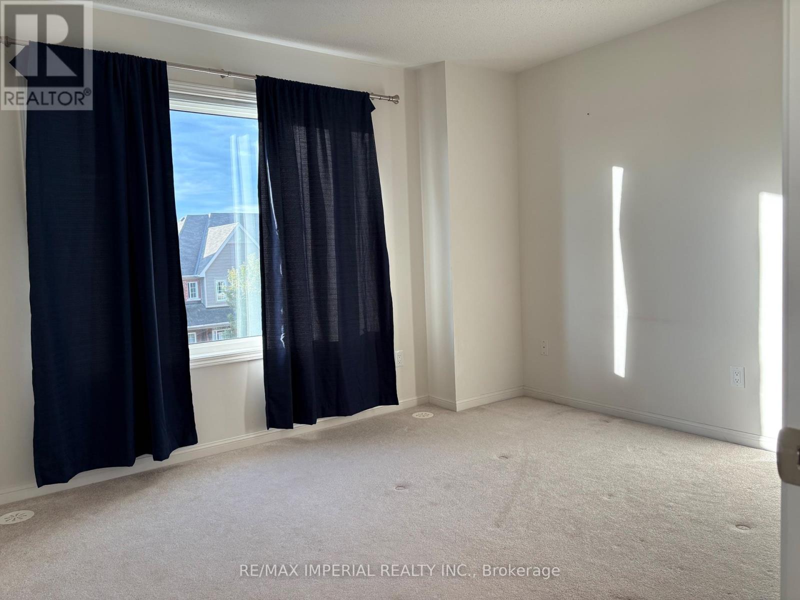 54 - 173 Lewis Honey Drive, Aurora, Ontario  L4G 0R9 - Photo 20 - N12474890