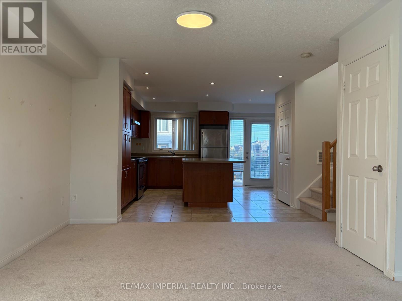54 - 173 Lewis Honey Drive, Aurora, Ontario  L4G 0R9 - Photo 7 - N12474890